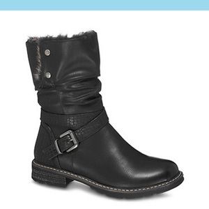 Black boots NWT